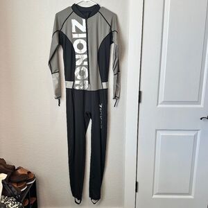 Zionor Black Grey One Piece All Sport Rash Guard - Size XXL - EUC